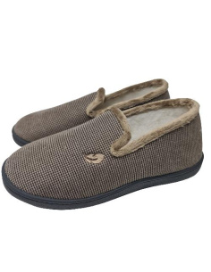 Zapatillas De Casa Cerrada Mod  12249 Pluma Flex