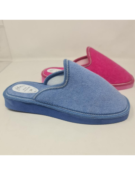 Zapatilla De Casa Rizo Puntera Cerrada Mod  150 Ne