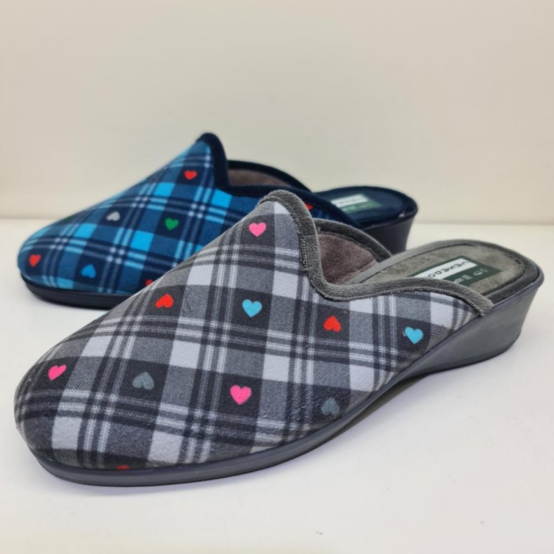 Zapatillas De Casa Corazones Mod  082 Casadona