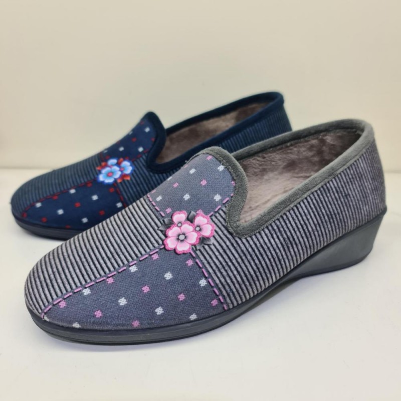 Zapatilla De Casa Cerrada Flor Topo Mod  078 Casad