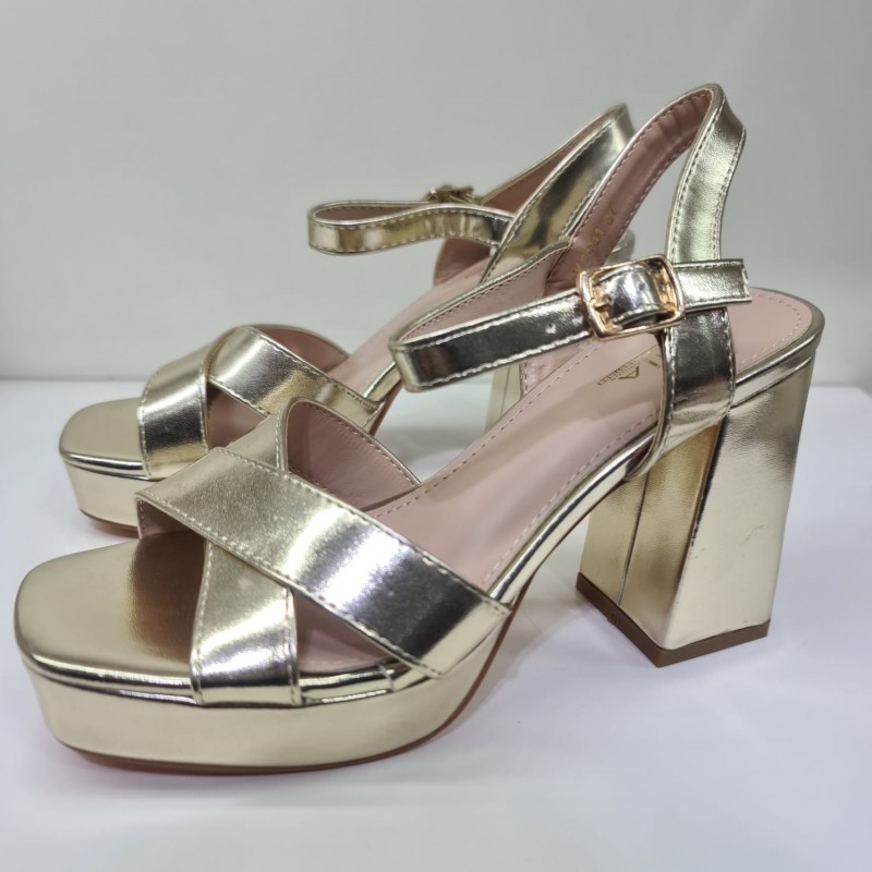 Sandalia Plataforma T. Alto Mod. Y2031 Mia Shoes