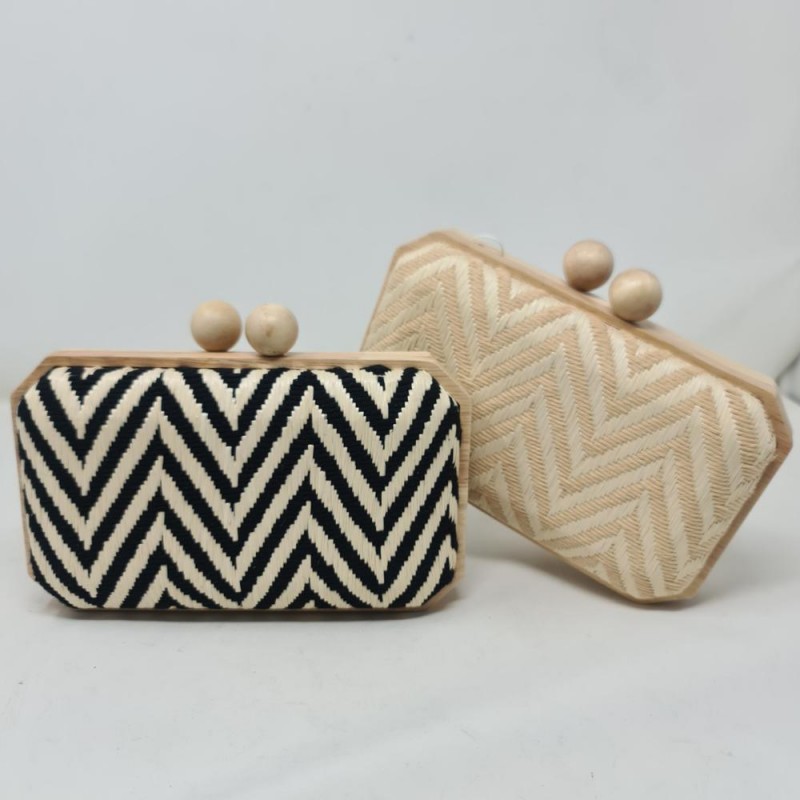 Clutch Rafia Daniel Kelvin Mod AST20540