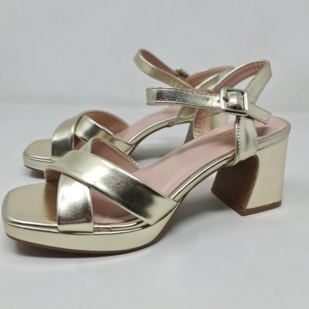 Sandalia Plataforma Mia  Mod W6920