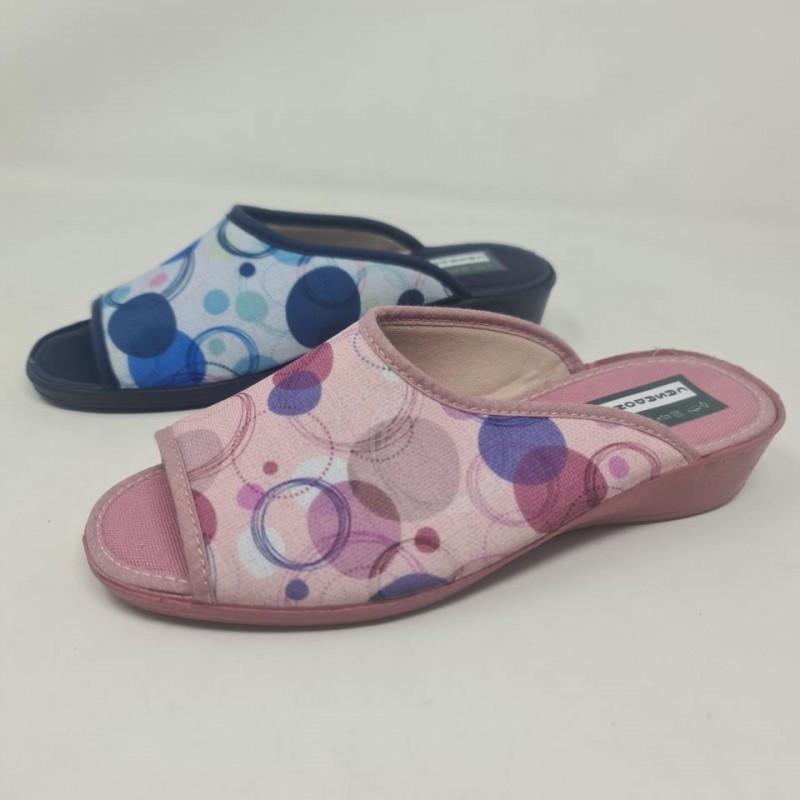Zapatilla De Casa Circulos Mod  083 Casadona