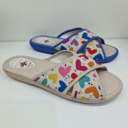 Zapatilla Cruzada Corazones Alcalde 6510