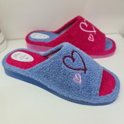 Zapatilla De Casa Corazones...