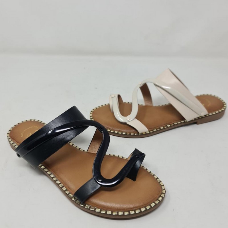 Sandalia Plana Tipo Bohemio Marca HA Modelo H5089