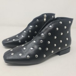Botín Tachas Plano Mod  3257 Alta Moda