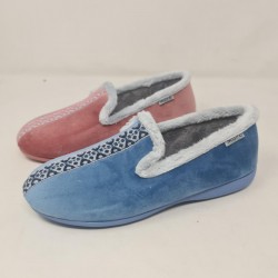 Zapatilla Cerrada Cenefa Empeine Muro 4011