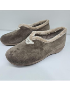 Zapatilla Cerrada Cuña Vulca Bicha Mod 2746